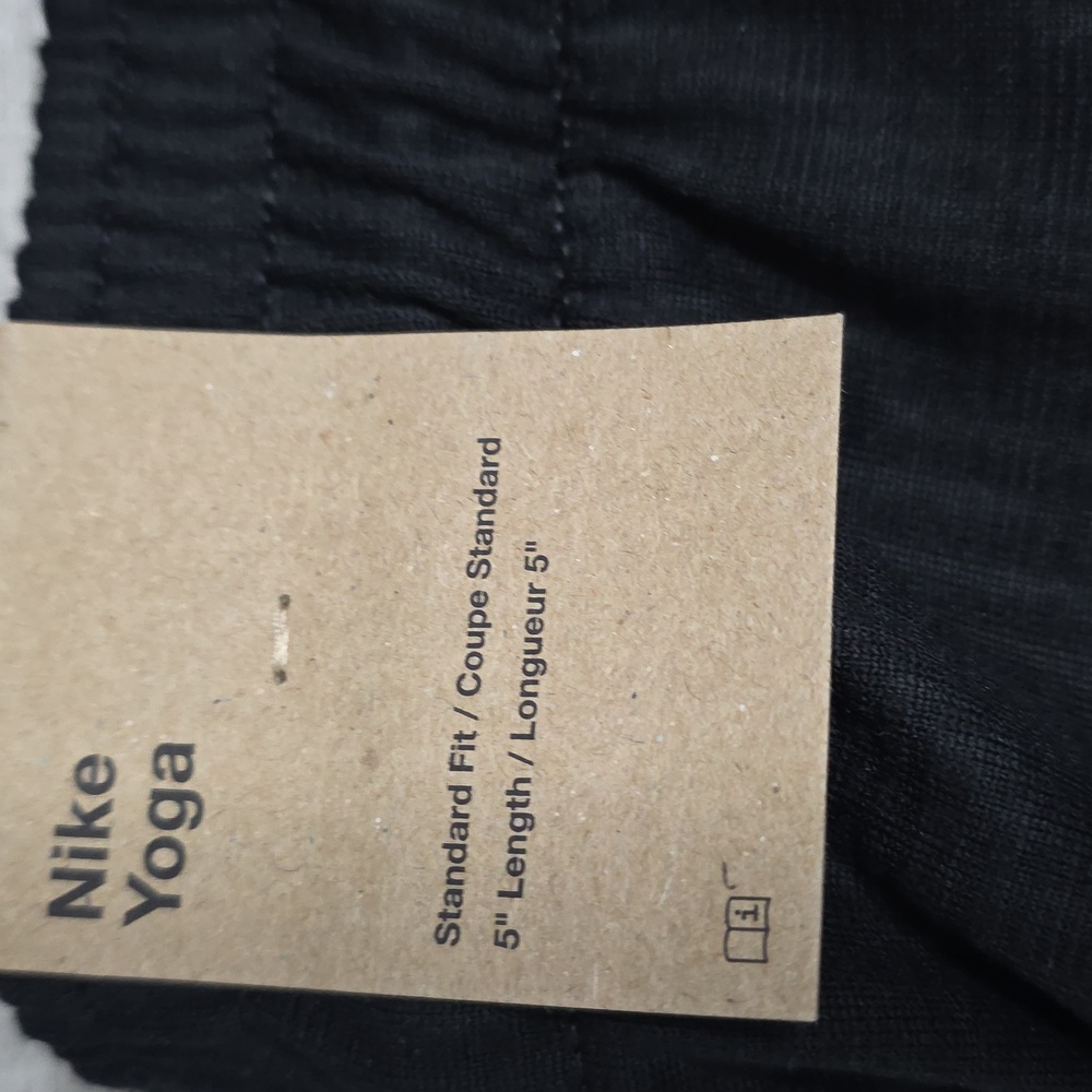 NWT Nike Yoga Black Athletic Men's Shorts - Size XL - Picture 7 of 7